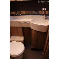 Carthago C-Tourer I 150 QB 170pk Automaat | Zo goed als nieuw | Queensbed | Gescheiden douche | Dubbele bodem | Hefbed | Luxe | LED koplampen | Foto #25