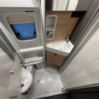 Malibu Van First Class - Two Rooms 640 LE RB Charming GT Skyview Foto #7