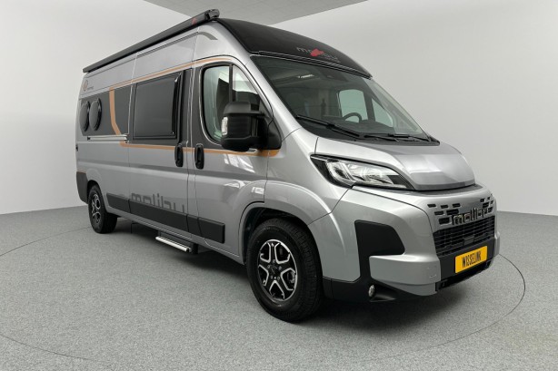 Malibu Van Diversity 600 DB K Charming GT Skyview