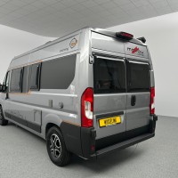 Malibu Van Diversity 600 DB K Charming GT Skyview Foto #2