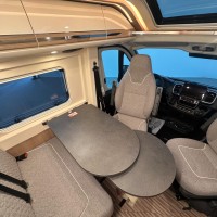 Malibu Van Diversity 600 DB K Charming GT Skyview Foto #5