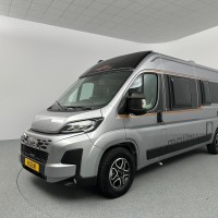 Malibu Van Diversity 600 DB K Charming GT Skyview Foto #21