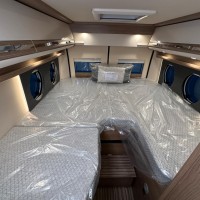 Malibu Van First Class Two Rooms 640 LE RB Charming GT Skyview Foto #5