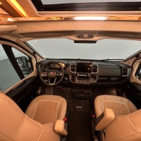 Malibu Van First Class Two Rooms 640 LE RB Charming GT Skyview Foto #10