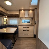 Hobby De Luxe 460 UFe Foto #2