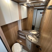 Bürstner Premio 495 TK Foto #9