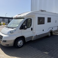 Bürstner Solano T615 Frans bed Zonnepaneel Fietsenrek Foto #14