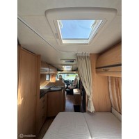 Bürstner Solano T615 Frans bed Zonnepaneel Fietsenrek Foto #29