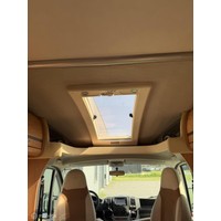Bürstner Solano T615 Frans bed Zonnepaneel Fietsenrek Foto #3