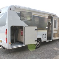Burstner campers Nexxo T 690 uit 2015 Foto #4