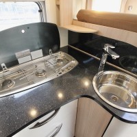 Burstner campers Nexxo T 690 uit 2015 Foto #13