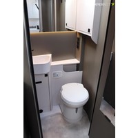 Hymer GT-S 685 170pk Automaat | Face to Face | Oven | Dieselverwarming | Winterpakket | Gescheiden Douche | Lengtebedden | Nieuw uit voorraad leverbaar | Foto #24