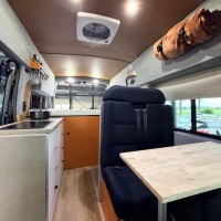 Ford Transit Camper Bus L3H3 | Nieuwe Motor | Nieuwe Koppeling | Nieuwe Turbo | Zeer Unieke Uitvoering Foto #10