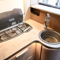Knaus L!VE I 700 MEG |E&P systeem|Hefbed Foto #78