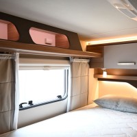 Knaus L!VE I 700 MEG |E&P systeem|Hefbed Foto #7