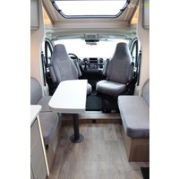 Carado T457 140pk Automaat | Lengtebedden | Face to Face | Pro + Pakket | Thule luifel | Gescheiden douche | Grote koelkast | Lichtmetalen velgen | Adaptive cruise | Foto #25