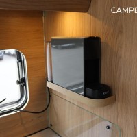 Lmc Cruiser T662 140pk Automaat | Lithium | Lengtebedden | Omvormer | Fietsendrager | LPG installatie | Zonnepaneel | 6.99M | Bearlock | Garmin multimediasysteem | Buitendouche | Foto #40