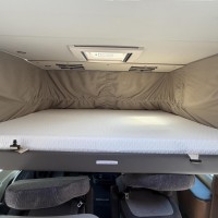 Knaus 650 Meg Platinum 9T-Automaat Enkele Bedden Hefbed Trekhaak Foto #8