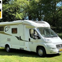 Carado T 337 Fiat 2.3 131pk Euro 5 | Enkele-bedden | Douche/ wc | Garage | Omvormer 1500w | zonnepanelen | 720 kg laadvermogen | 6,9m Lang | 1e Eigenaar  | NL camper | Orig. 28dkm NAP | DEALER-STAAT Foto #1