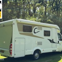 Carado T 337 Fiat 2.3 131pk Euro 5 | Enkele-bedden | Douche/ wc | Garage | Omvormer 1500w | zonnepanelen | 720 kg laadvermogen | 6,9m Lang | 1e Eigenaar  | NL camper | Orig. 28dkm NAP | DEALER-STAAT Foto #4