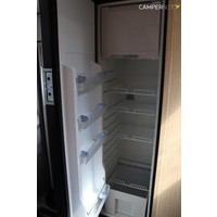 Lmc Tourer Lift 730 165PK | Lengtebedden | Gescheiden douche | Hefbed | Fietsendrager | Zonnepaneel | Bearlock | Dakairco | Luifel | Fietsendrager Foto #12