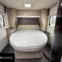 Challenger 398 XLB Queensbed Hefbed Zonnepaneel Luifel Bearlock Foto #2
