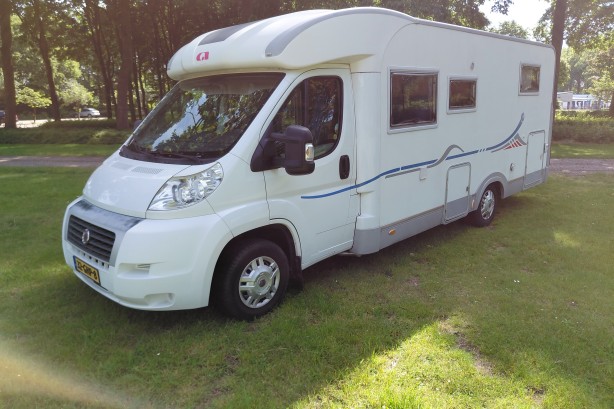 Tweedehands Adria campers camper kopen