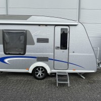 Bürstner Averso 410 TS uit 2012 Foto #4