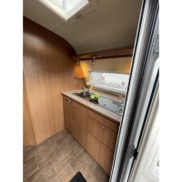 Bürstner Averso 410 TS uit 2012 Foto #6