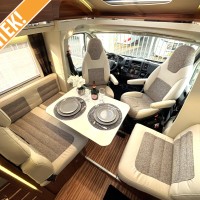 Adria Coral 670 SLT uit 2017 Foto #1