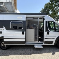 Adria Twin Supreme 600 SPB uit 2021 Foto #3