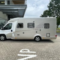 Hymer Gold 645 SL uit 2008 Foto #3