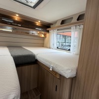 Knaus 650 Meg Sun Ti Automaat Enkele Bedden Vlakke Vloer Foto #32