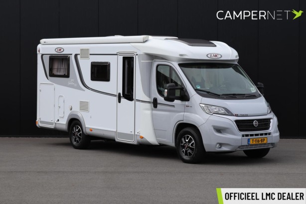 Lmc Cruiser T662 140pk Automaat | Lithium | Lengtebedden | Omvormer | Fietsendrager | LPG installatie | Zonnepaneel | 6.99M | Bearlock | Garmin multimediasysteem | Buitendouche |
