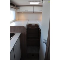 Carado V347 Pro+ Fiat 140pk Automaat | Nieuw model! | Luifel | Compacte uitvoering | Lengtebedden | Vario badkamer | Grote garage | Vloerverwarming | Grote koelkast | Foto #35