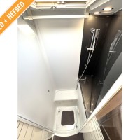 Adria Matrix Plus 670 DC uit 2022 Foto #10