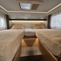Adria Matrix Plus 670 SL uit 2020 Foto #2