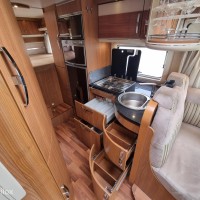 Hymer T 614 SL Star Edition l 131PK Dwarsbed l Grote Garage Foto #17
