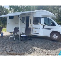 Benimar MILEO 253 * Vast bed * Hef bed * Ruime douche + WC Foto #1