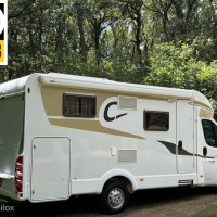 Carado T 337 Fiat 2.3 131pk Euro 5 | Enkele-bedden | Douche/ wc | Garage | Omvormer 1500w | zonnepanelen | 720 kg laadvermogen | 6,9m Lang | 1e Eigenaar  | NL camper | Orig. 28dkm NAP | DEALER-STAAT Foto #3