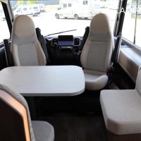 Carado I447 140pk Automaat | Lengtebedden 215cm ! | Hefbed | Pro + pakket | Fiat 10&amp;#039;&amp;#039; multimediasysteem | Oven | Achteruitrijcamera | Nieuw uit voorraad leverbaar | Gescheiden douche | Foto #7