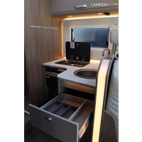 Carado I447 140pk Automaat | Lengtebedden 215cm ! | Hefbed | Pro + pakket | Fiat 10&amp;#039;&amp;#039; multimediasysteem | Oven | Achteruitrijcamera | Nieuw uit voorraad leverbaar | Gescheiden douche | Foto #10