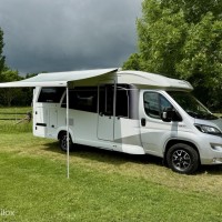 Hobby Optima De Luxe T65 GE Silverline | Lengtebedden | Luxe Foto #1