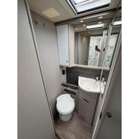 Hymer EXT 678 9T-Automaat Enkele Bedden Luifel Lpg Zonnepaneel Foto #6