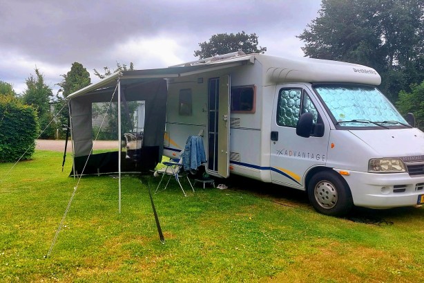 Tweedehands Dethleffs campers camper kopen