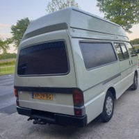 Mazda campers E2200 zeldzame buscamper met verhoogd dak uit 1992 Foto #3