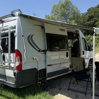 Pilote campers V600F uit 2017 Foto #3