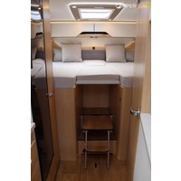 Hymer BMC-I 580 170pk Automaat | Led koplampen | Trekhaak | SLC chassis | Lithium | Hefbed | Duo control | Luifel | LED TV 32'' | Groot panoramaraam in slaapkamer | Lengtebedden | Foto #47