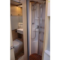 Hymer BMC-I 580 170pk Automaat | Led koplampen | Trekhaak | SLC chassis | Lithium | Hefbed | Duo control | Luifel | LED TV 32'' | Groot panoramaraam in slaapkamer | Lengtebedden | Foto #2