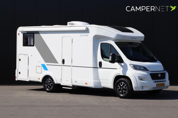 Sun living S-SERIES S 70 SP 2.3 Multijet 150pk | Dak airco | 5 zitplaatsen| Hefbed | Trekhaak | Dwarsbed | Bearlock | Luifel | Parkeersensoren | Kenwood multimediasysteem | Fietsendrager |
